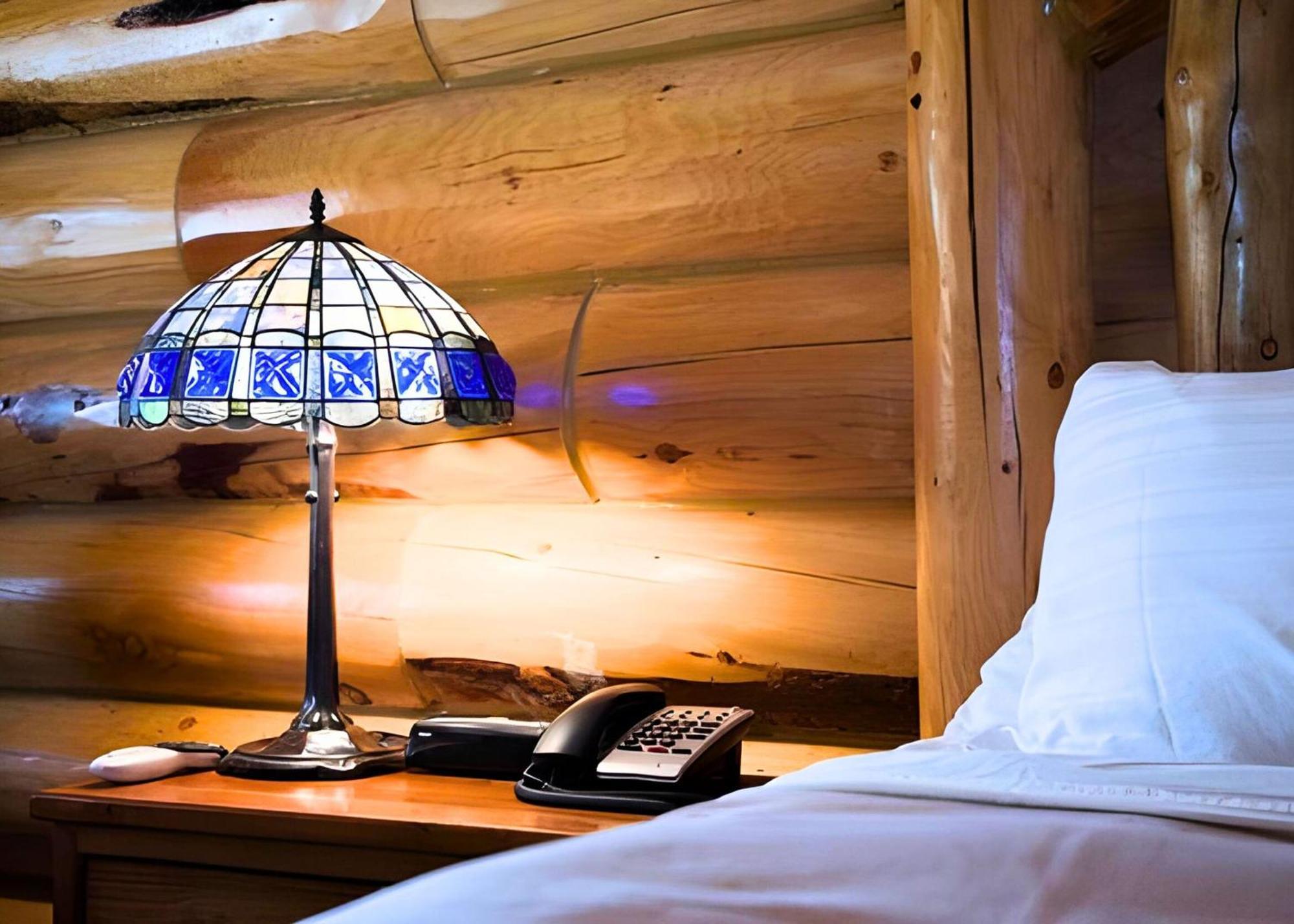 Вілла Hibernation Station Вест-Йеллоустоун Екстер'єр фото
