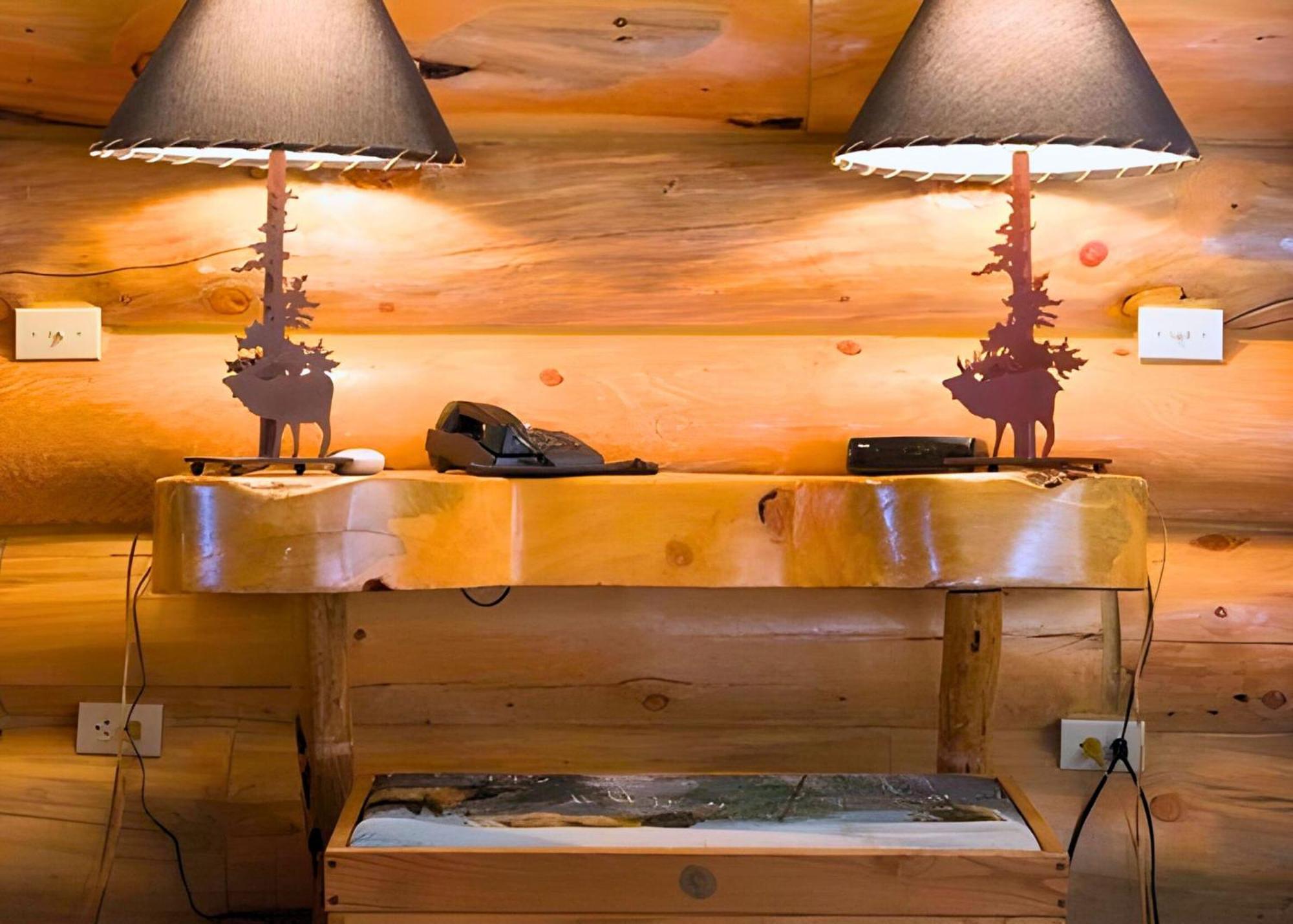 Вілла Hibernation Station Вест-Йеллоустоун Екстер'єр фото