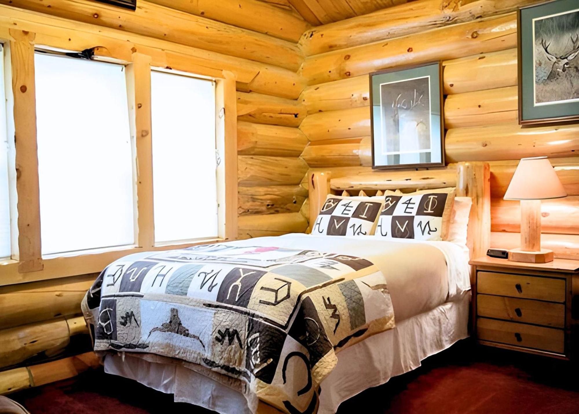Вілла Hibernation Station Вест-Йеллоустоун Екстер'єр фото